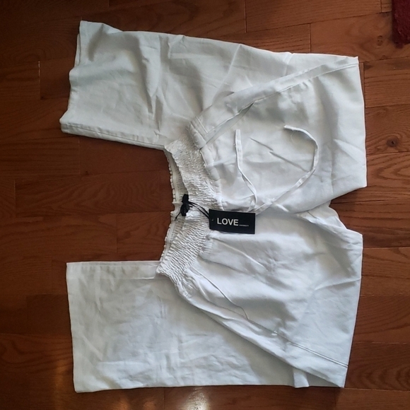 𝅺love university white pants. - Picture 1 of 8